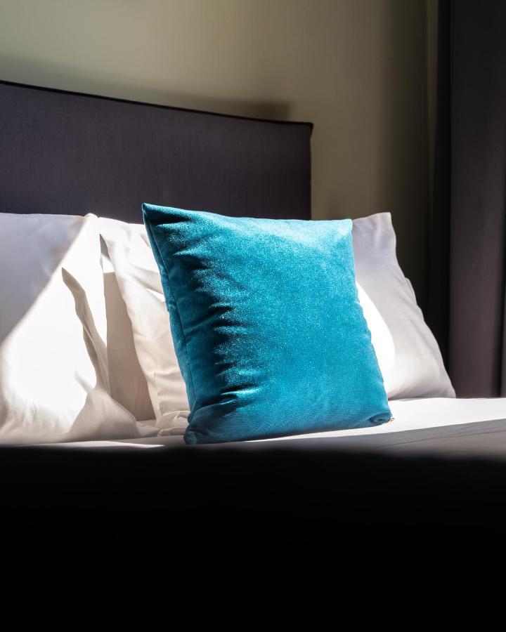 Wyz Attiki Aparthotel Atina Dış mekan fotoğraf